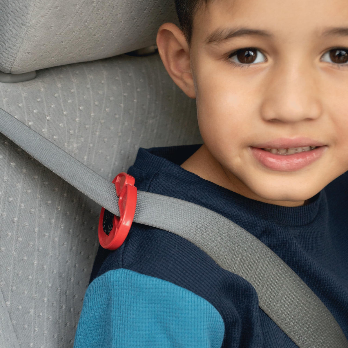 Black Backless Belt-Positioning Booster Seat B708